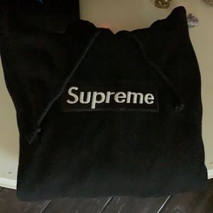 black supreme hoodie